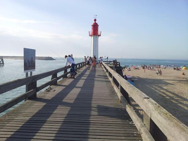 Un Chez Soi Bord De Mer Trouville-sur-Mer Exterior foto